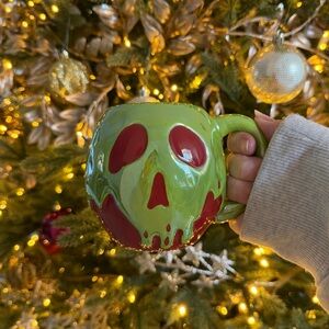 NEW Disney Villains Evil Queen Apple mug